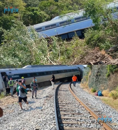 13 muertos y 98 lesionados tras descarrilamiento del Tren Interoce&aacute;nico en Oaxaca
