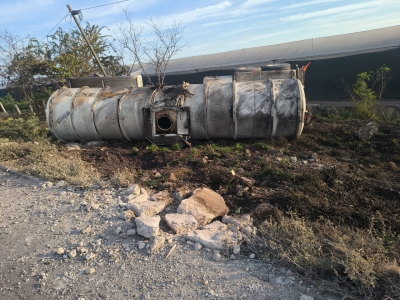 Accidente de pipa en la maxipista Culiac&aacute;n-Mazatl&aacute;n deja da&ntilde;os materiales en Costa Rica