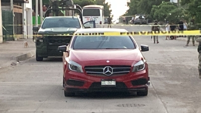 Pareja queda herida en ataque a balazos en un intento de robo de veh&iacute;culo en la D&iacute;az Ordaz