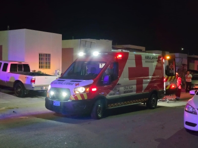 Atacan a balazos a un hombre que llegaba a su casa y queda herido en Valle Alto
