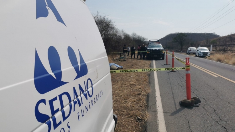 Encuentran cuerpo de taxista asesinado a balazos en Pericos