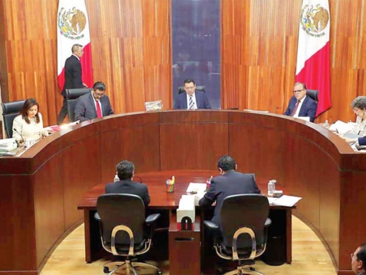 Yeidckol afirma que Monreal amenazo a magistrados ante designaci&oacute;n de Ram&iacute;rez Cu&eacute;llar como presidente nacional interino de Morena