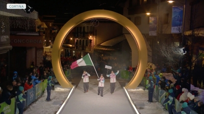 Delegaci&oacute;n mexicana desfila en hist&oacute;rica ceremonia inaugural de Mil&aacute;n-Cortina 2026