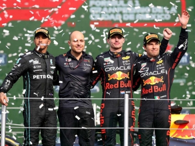 Max Verstappen conquista el GP de M&eacute;xico y 'Checo' sube al podio en tercer lugar