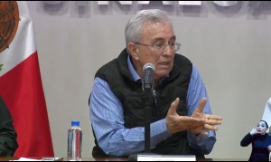 Grupos armados intentaron llevarse a los m&eacute;dicos de los hospitales durante el Jueves Negro: Rocha