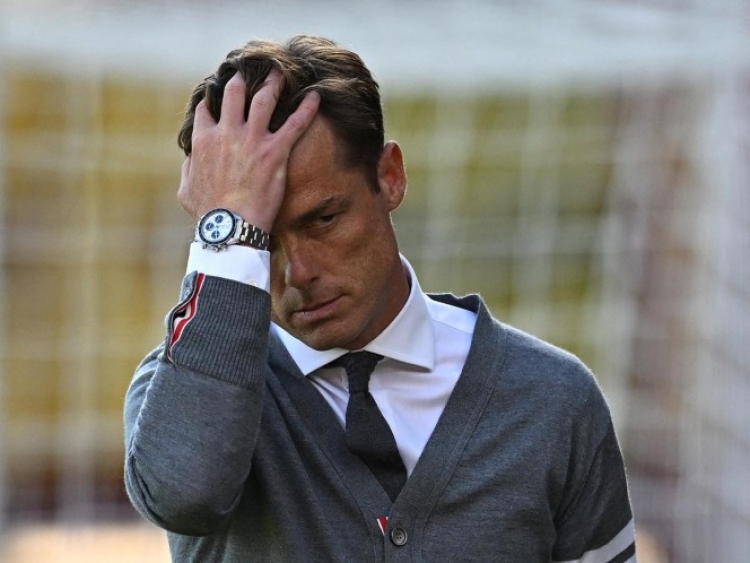 Despiden a técnico del Bournemouth tras el histórico 9-0