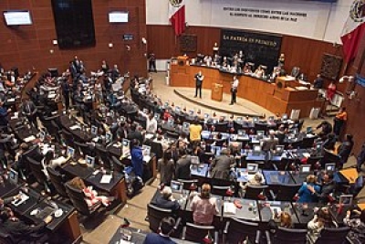 Avalan Senadores &acute;fast track&acute; leyes del agua