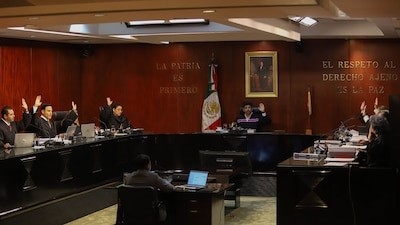 Ministros de la Suprema Corte se quedan sin camionetas de lujo: Acuerdan devolver las Jeep Cherokee