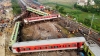 Más de 280 muertos y 900 heridos en un accidente múltiple de trenes en la India