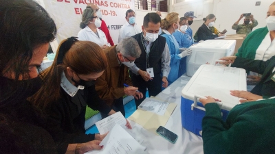 Llegan a Sinaloa vacunas anti Covid para la poblaci&oacute;n vulnerable; empezar&aacute;n por Mocorito, San Ignacio y Rosario