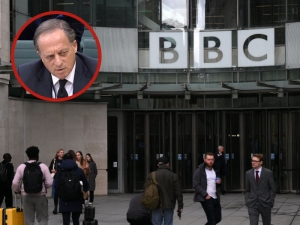 Renuncia el presidente de la BBC por posible conflicto de inter&eacute;s con Boris Johnson