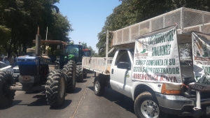 Campesinos acuerdan bloquear accesos al Aeropuerto de Culiac&aacute;n