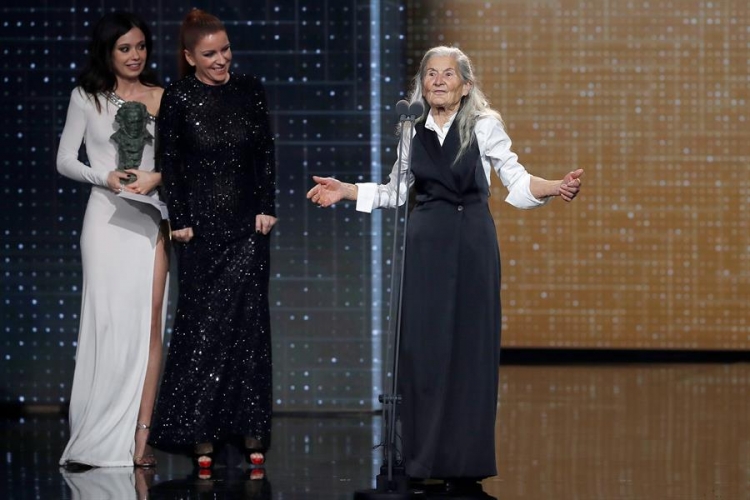 Benedicta Sánchez, mejor actriz revelación, a sus 84 años en los premios Goya