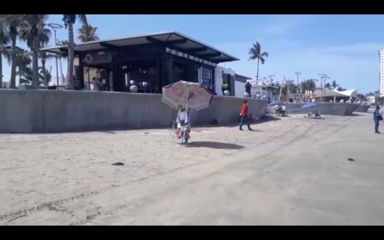 Vendedores de playa confían que se reactive la economía