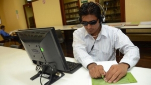 Morena propone multas de 250,000 pesos para empresas sin personal diverso