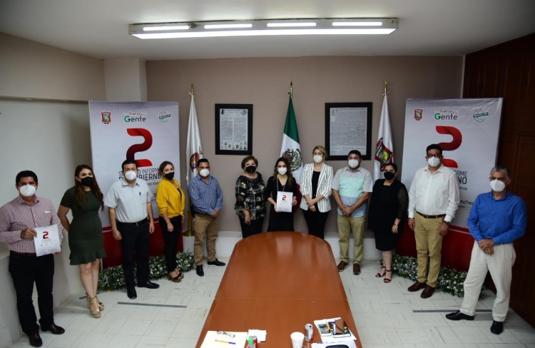 Alcaldesa de Salvador Alvarado entrega segundo informe del ingeniero Carlo Mario Ortiz S&aacute;nchez