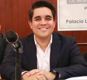 Ricardo Madrid ser&aacute; el coordinador de la bancada del PRI, en Sinaloa