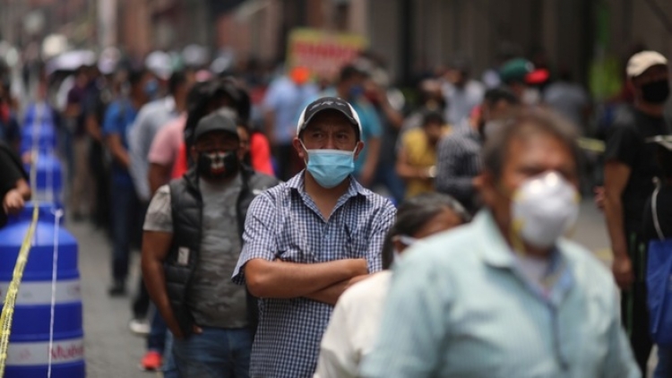 M&eacute;xico rebasa los 42 mil muertos por Covid y suma m&aacute;s de 7 mil contagios en un d&iacute;a
