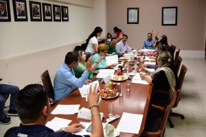 Comparecen funcionarios de las direcciones de Sedesol y Economía ante regidores