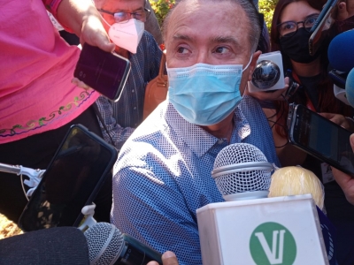 Gobernador critica el abusivo presupuesto solicitado  por el IEES