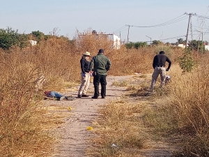 Abandonan cuerpo de joven asesinado a un lado de pante&oacute;n, en Culiac&aacute;n