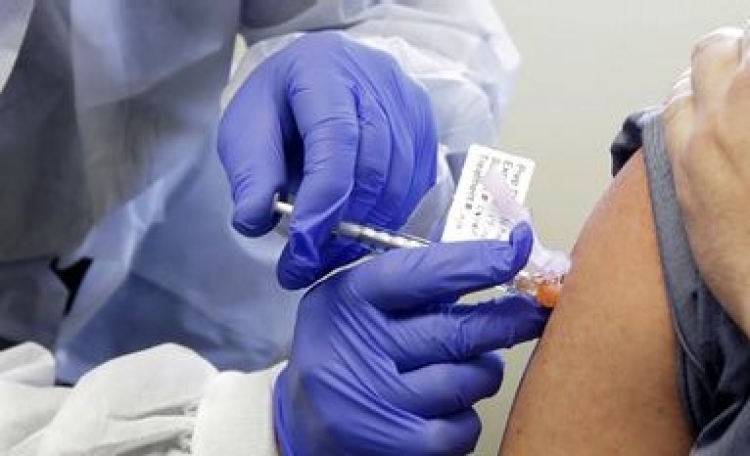Los EEUU comienzan pruebas de vacuna para covid-19 en 30.000 voluntarios