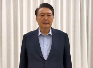Arresta la oficina para los Casos de Corrupci&oacute;n a Yoon Suk Yeol, presidente de Corea del Sur
