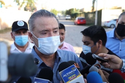 Que vacunas contra el Covid se apliquen ya en las grandes ciudades, pide el gobernador de Sinaloa