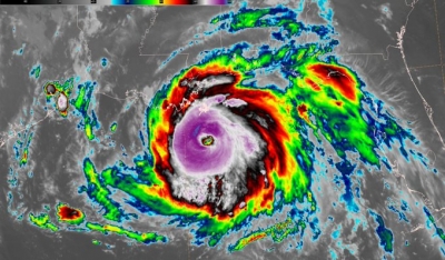 El huracán ´Ida´ de categoría 4 se acerca a las costas de Louisiana