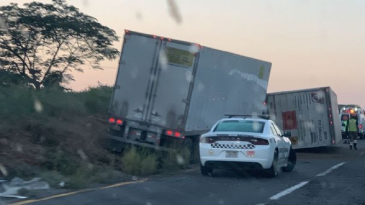 Se accidenta autobús de pasajeros en Jesús María, Culiacán; dos muertos