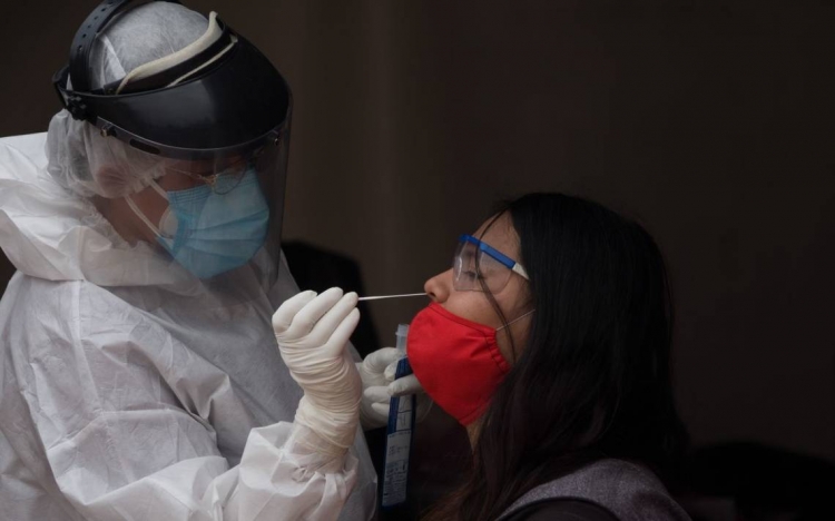 Sinaloa alcanz&oacute; los 9 mil 45 casos activos de COVID-19 este jueves