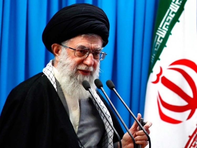 Ali Jamenei líder supremo de Irán llamo &#039;payaso&#039; a Trump por fingir apoyar a iraníes