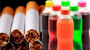 Suben hasta 20% cigarros y refrescos por entrada de impuestos saludables, inicia entrega de nuevos precios