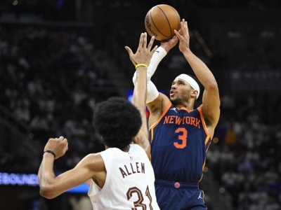 Knicks eliminan a Cavaliers y avanzan en playoffs; ganan 106-95