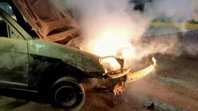 Grupo armado irrumpe a tiros e incendia gasoliner&iacute;a en Michoac&aacute;n