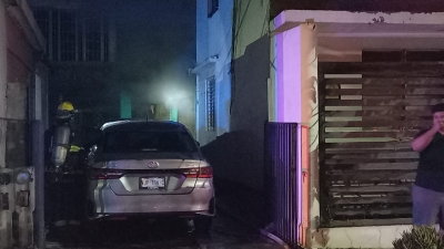 Fuertes p&eacute;rdidas materiales dejo incendio en casa-habitaci&oacute;n esta madrugada en Culiac&aacute;n