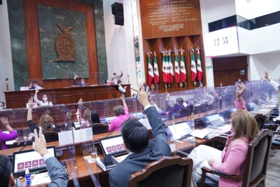 Aprueba Congreso renuncia voluntaria del Fiscal; declara vacante el cargo
