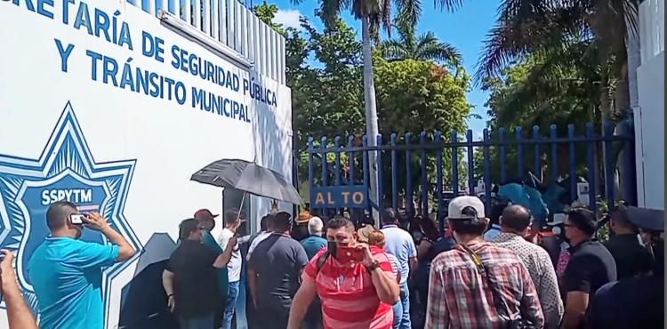 Abandona Ayuntamiento de Culiacán a policía jubilado infartado