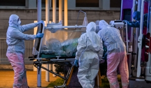&Oacute;micron se propaga como p&oacute;lvora por el mundo; las fuertes restricciones regresan