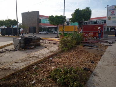Cinco heridos en brutal choque en el Desarrollo Urbano Tres R&iacute;os, de Culiac&aacute;n