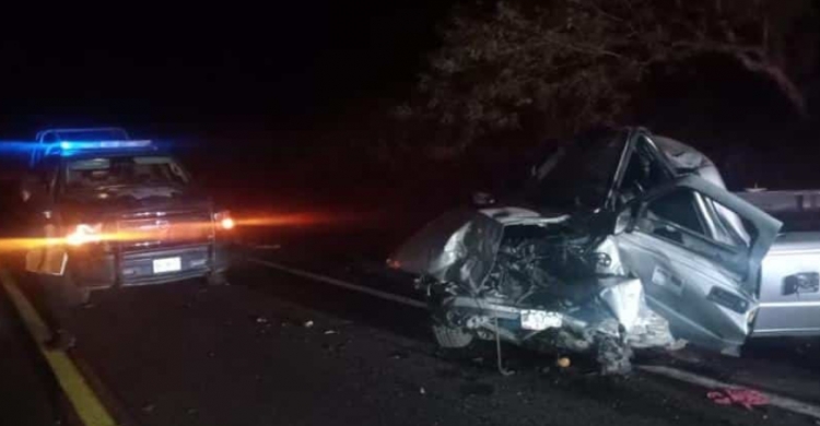 Dos muertos en fatal choque sobre la carretera libre Mazatlán-Culiacán, en San Ignacio