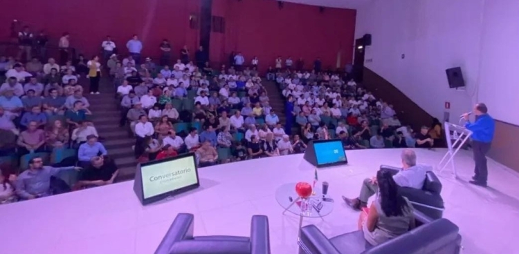 Tenemos que empujar al gobierno, no puede hacerse &acute;pato&acute; en el tema agr&iacute;cola: Enrique Riveros, ex presidente de la AARC