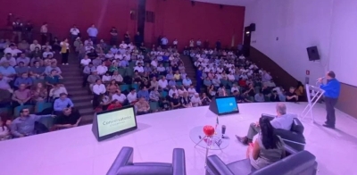 Tenemos que empujar al gobierno, no puede hacerse &acute;pato&acute; en el tema agr&iacute;cola: Enrique Riveros, ex presidente de la AARC