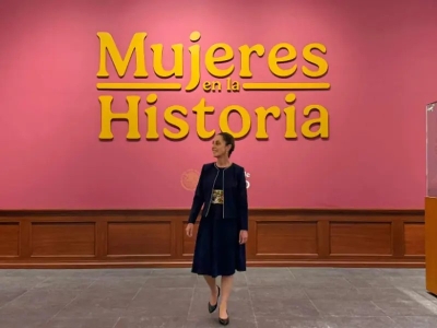 Sheinbaum inaugura la sala 'Mujeres en la Historia', en Palacio Nacional, en honor al 8M