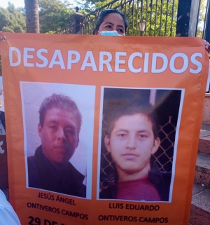 A 10 a&ntilde;os de distancia, madre con el coraz&oacute;n roto se&ntilde;ala que a sus hijos se los llev&oacute; la polic&iacute;a