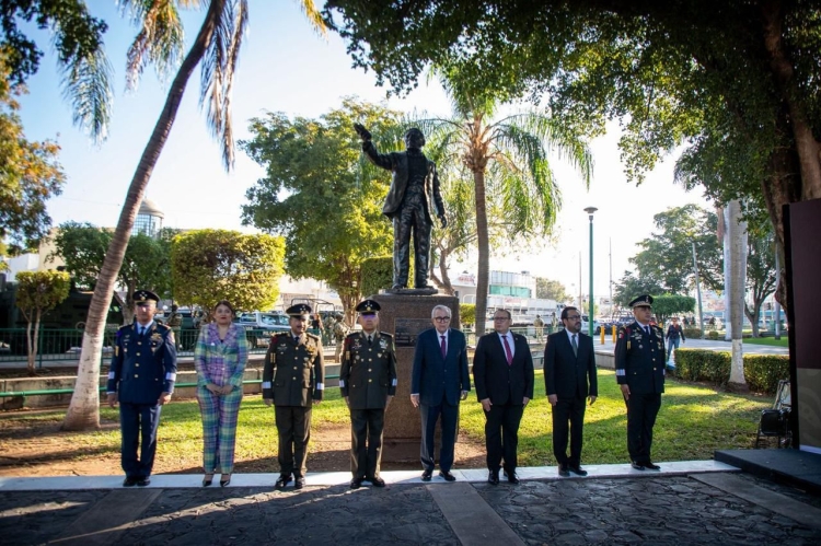 Gobernador Rocha encabeza acto conmemorativo del 220 aniversario del natalicio de Benito Ju&aacute;rez