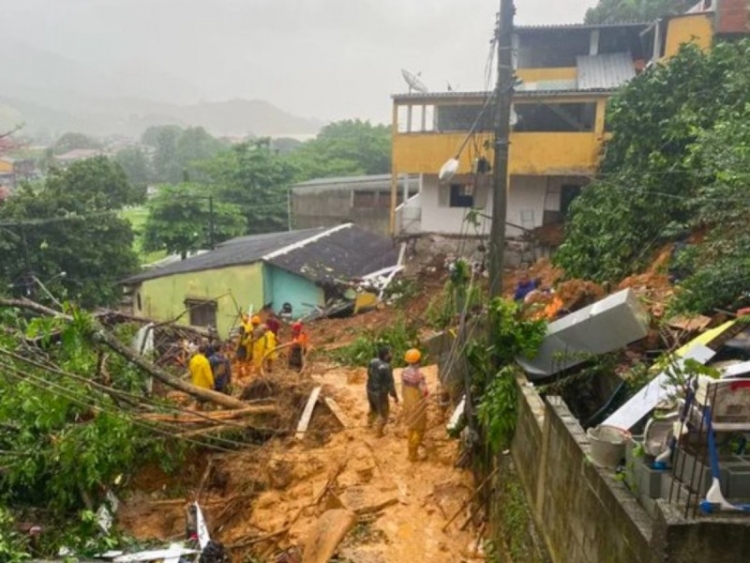 Lluvias en Brasil dejan al menos 9 muertos y daños