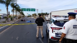 Fallece motociclista al ser arrollado sobre el Blvd Las Torres y Kumate, en Culiacán; el responsable se fuga