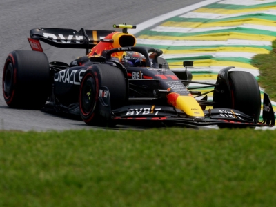 &iexcl;&rsquo;Checo&rsquo; P&eacute;rez se la rifa! Queda como L&iacute;der en la primera pr&aacute;ctica del GP de Brasil