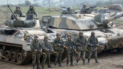 Ofrece la GB gran despliegue militar en el Este de Europa ante amenaza rusa